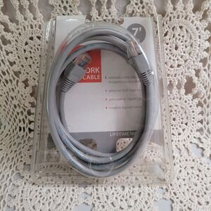 CyberPower 7 Foot Cat 6 Network Ethernet Cable Gold Plated Connectors Snagless